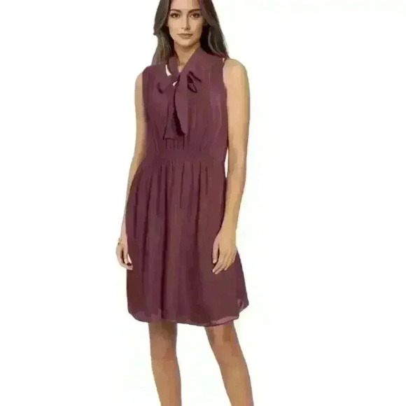 ModCloth Burgundy Neck bow tie Sleeveless Dress Size Large - Picture 1 of 11